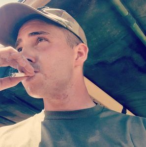 Meet your Posher, Damain